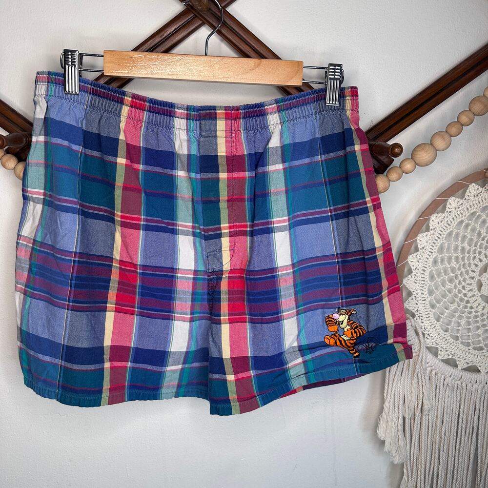 Vintage Disney Winnie the Pooh Tigger Embroidered Plaid Shorts